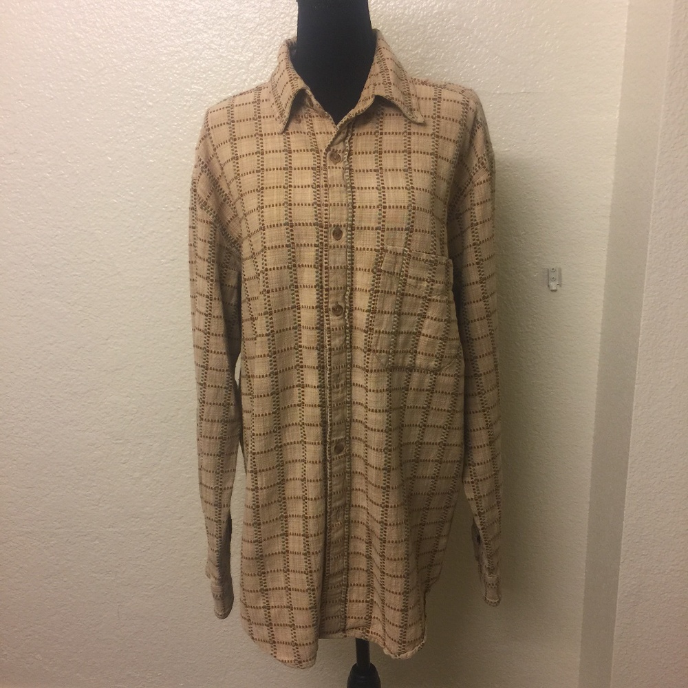 100% cotton tan/brown/green textured button down shirt
